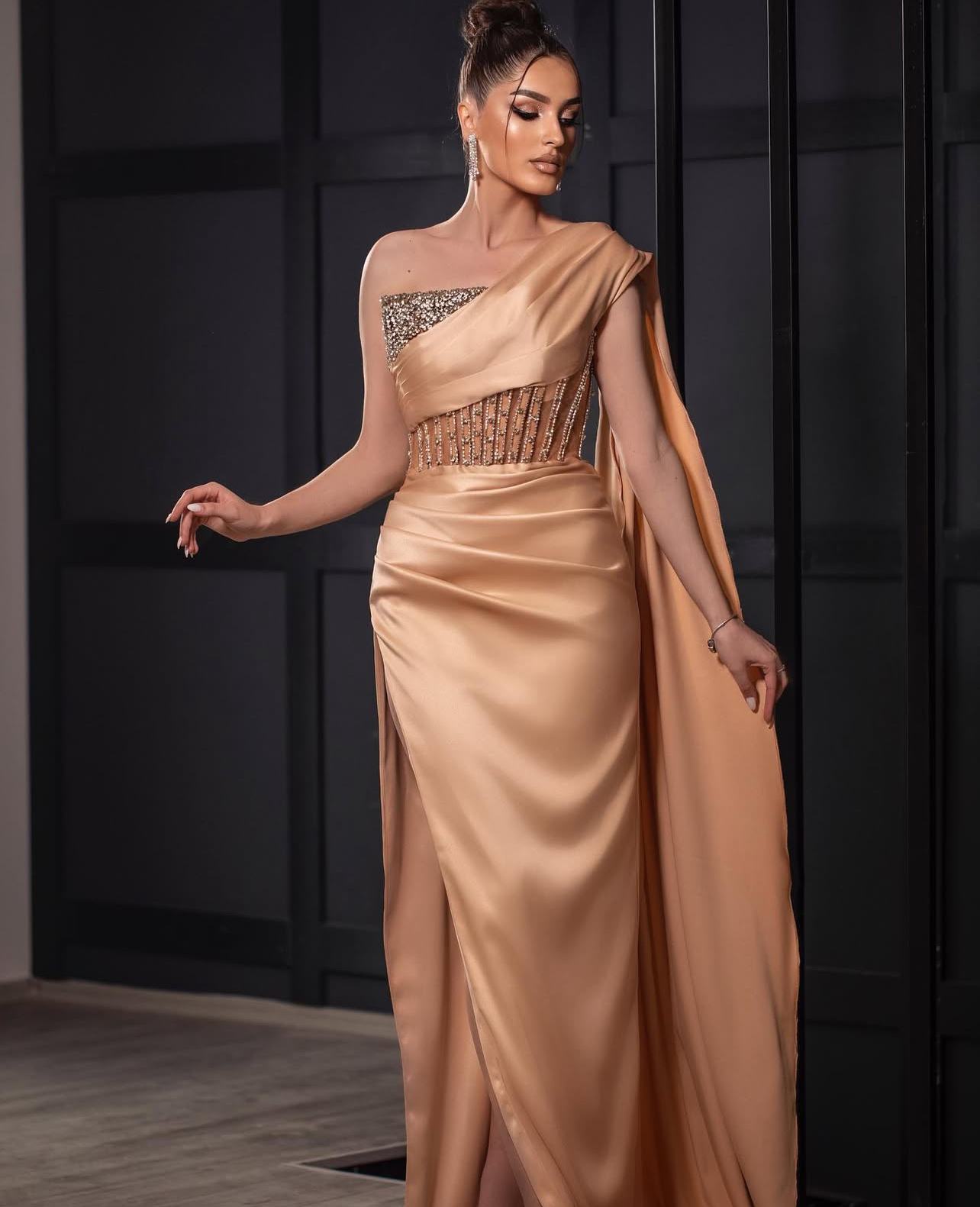 Antoinette - Image 2